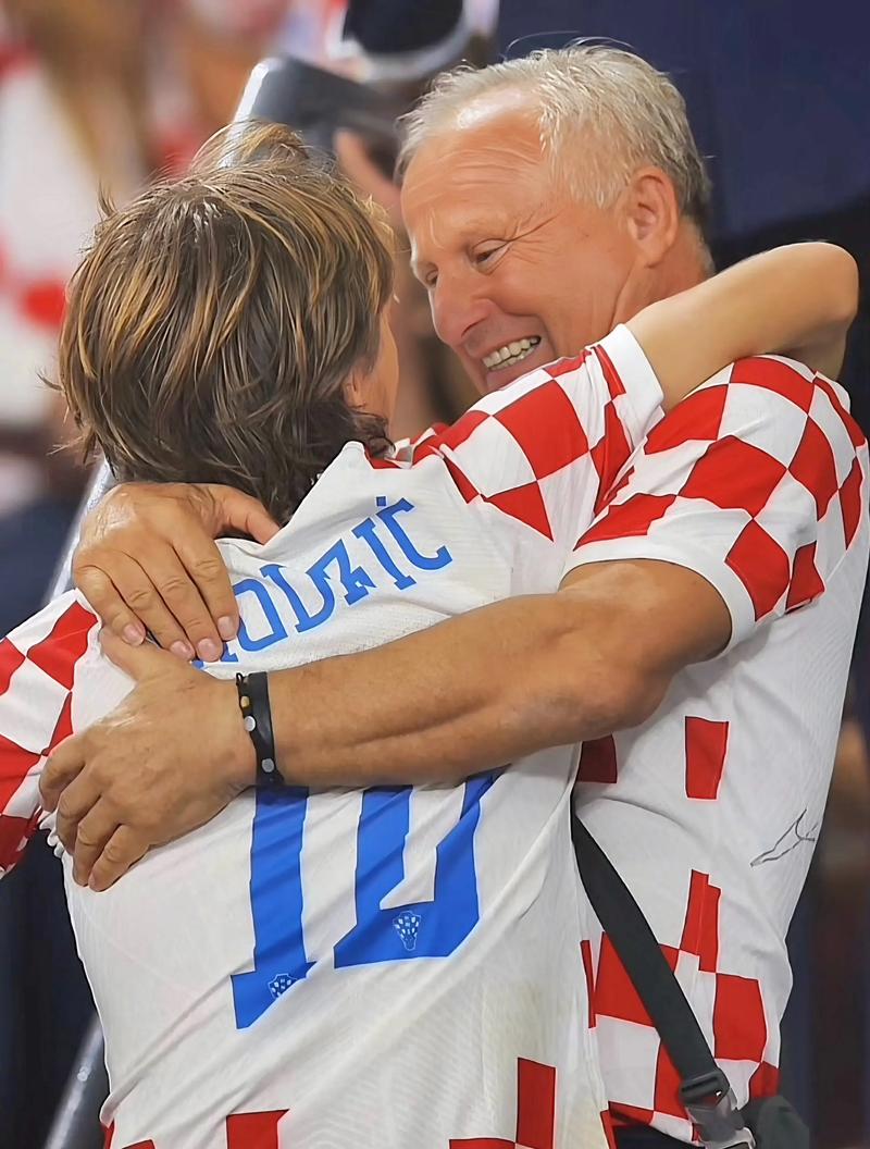 中超：武汉三镇主场1-0小胜上海申花