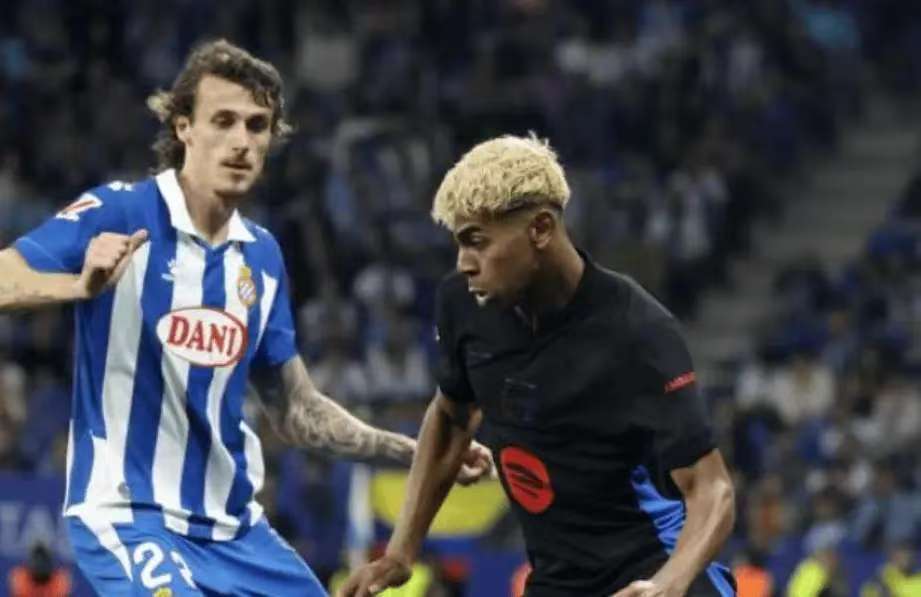 他踢得太聪明了