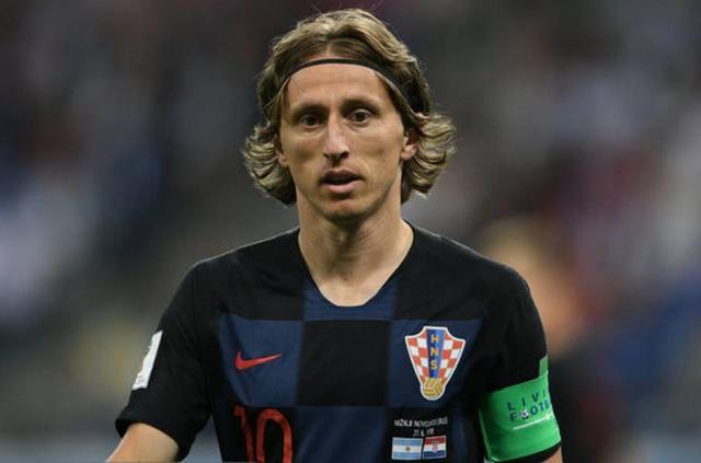 图片报：格雷茨卡大概率不会续约，拜仁已在寻找其替代者