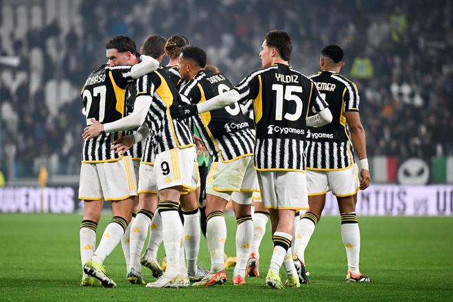 【壁纸】——拜仁慕尼黑：好久不见