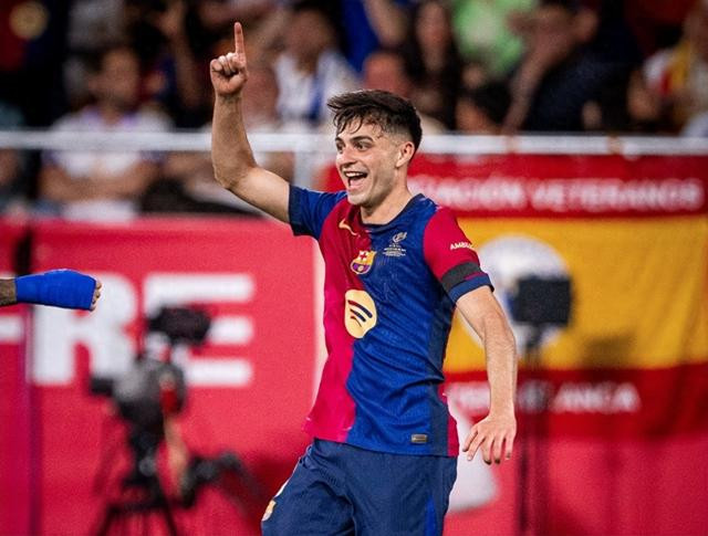 广岛三箭官方：主帅斯基伯将在赛季结束后离任