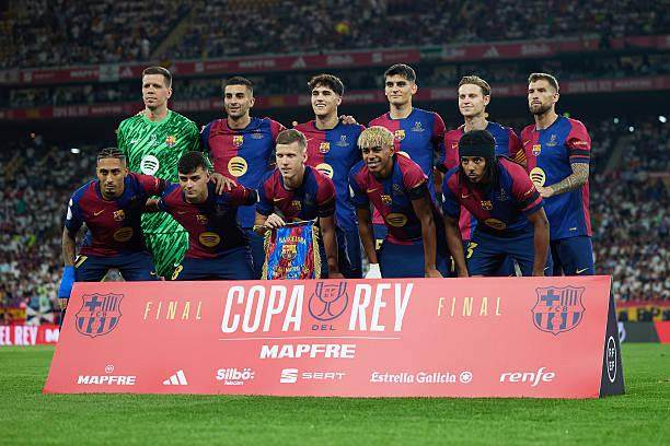 南通发布：苏超南通队载誉而归，3000多名球迷迎接城市英雄